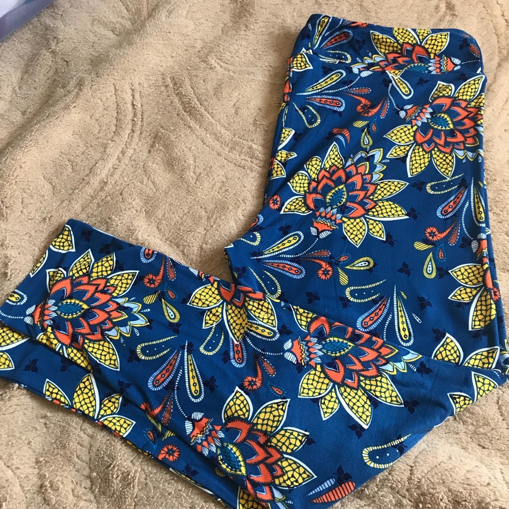 LuLaRoe TC2 leggings